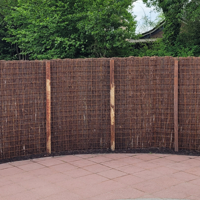Natuurlijke hekwerkbekleding